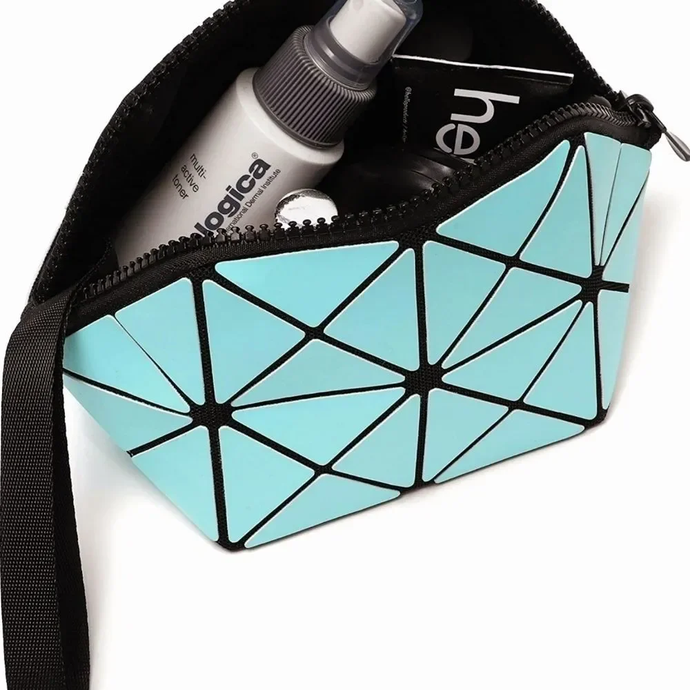 *3x Host Pick!!* Geometric Makeup Bags! 💄